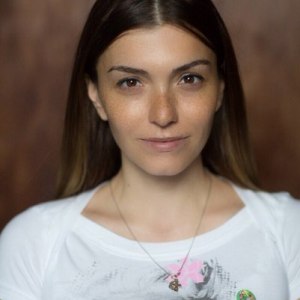 PH_ozeJxLTU (1)